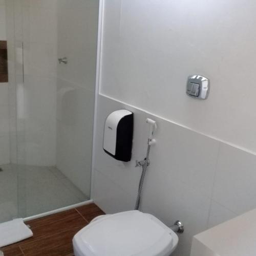 Bilik mandi di Solarium Park Hotel