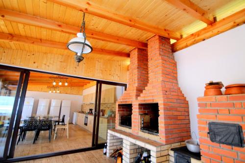 Gallery image of Mustaciosul Dunarii in Eşelniţa
