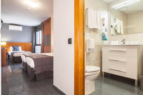 Koupelna v ubytování HOTEL SANT PERE ll HSPII