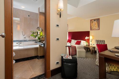 Gallery image of Cardinal Hotel St. Peter in Rome