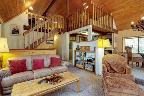 Cedar Creek Cabin – Photos 4