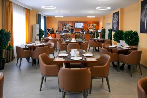 Restaurant o un lloc per menjar a Koktem Burabay