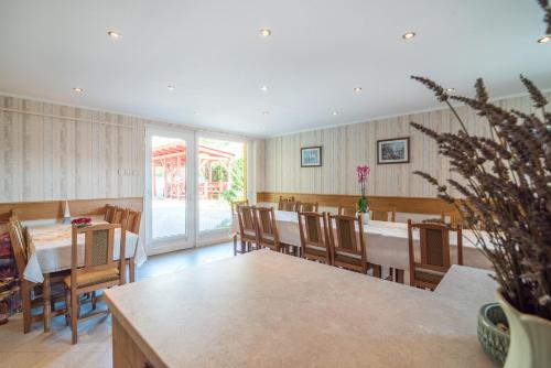 Fotografie z fotogalerie ubytování Nemes Apartmanház v destinaci Hévíz