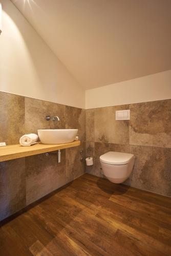 Ванная комната в Wellnesshotel Zum Koch