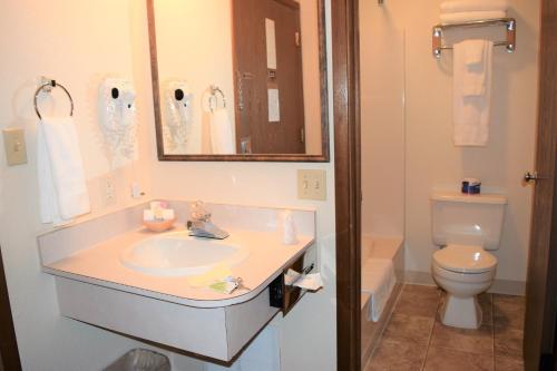 Φωτογραφία από το άλμπουμ του Country Inn Libby σε Libby