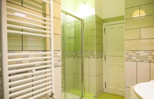 Kúpeľňa v ubytovaní Maman Suite, city center near Molo Beverello