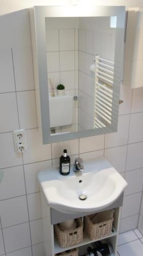 Phòng tắm tại Bergisches Cottage Solingen