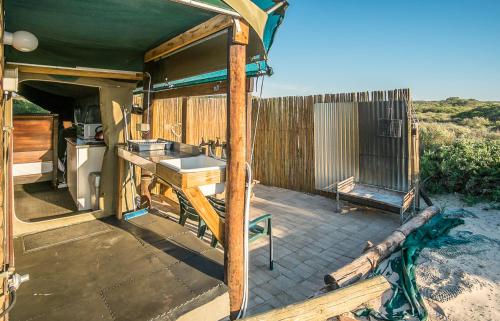 Μπαλκόνι ή βεράντα στο West Coast Luxury Tents