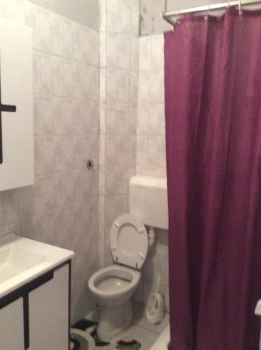 Ένα μπάνιο στο Apartman Lazar, BN centar