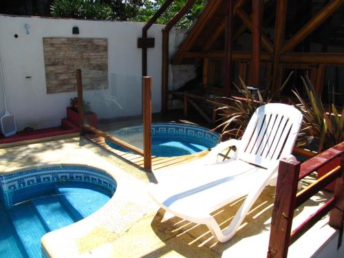 Πισίνα στο ή κοντά στο Loma Escondida Apart Cabañas & Spa