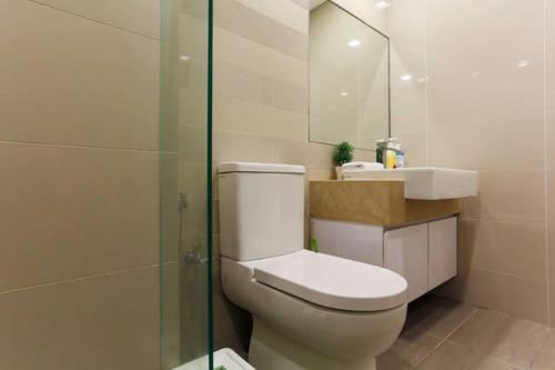 Ένα μπάνιο στο Perfect Location@ Heart of KL City Centre next to Metro MRT