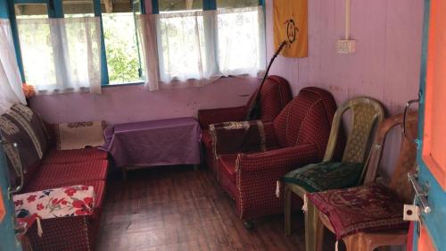Χώρος καθιστικού στο Vamoose LIPPOHOCHHA HOMESTAY