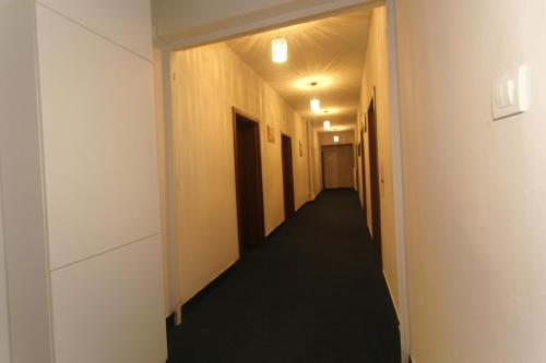 Фотография из галереи Moon Hostel в Приштине