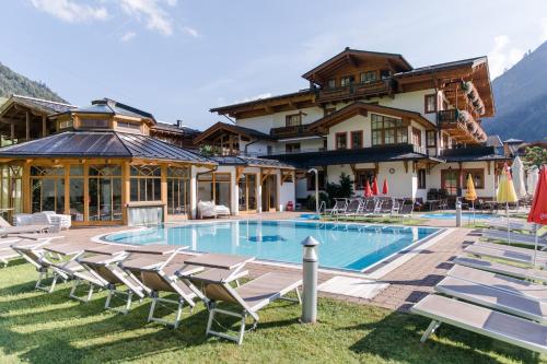 La alberca dentro o cerca de Feriendorf Ponyhof