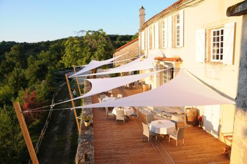 Gallery image of Logis Hotels Domaine du Châtelard in Dirac