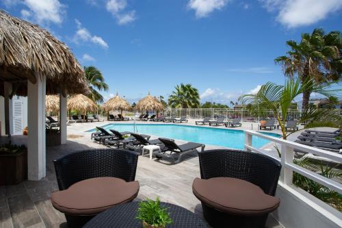 Het zwembad bij of vlak bij Bon Bini Seaside Resort Curacao