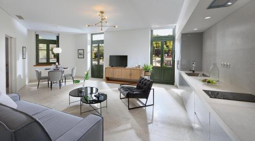 Thission Luxury Homes & SPA by K&K