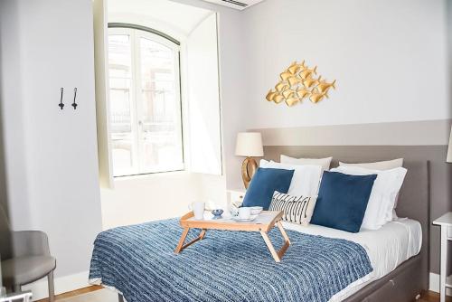 Luxury and Beautiful Apartment in Chiado