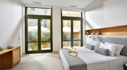 Gallery image of Thission Luxury Homes & SPA by K&K in Athens