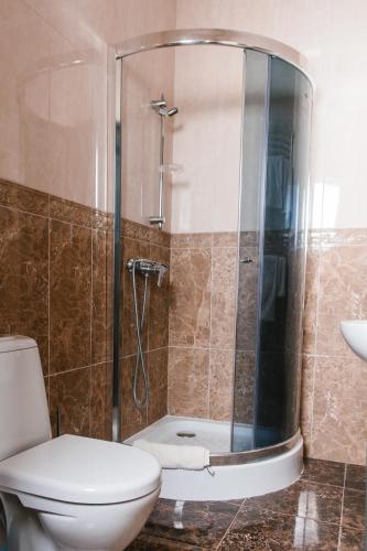 Koupelna v ubytování Hotel Dikanka