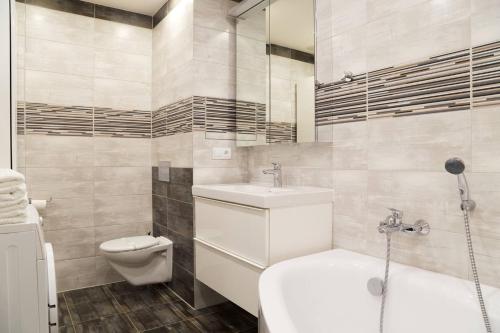 Vonios kambarys apgyvendinimo įstaigoje CASA VERDE Apartment
