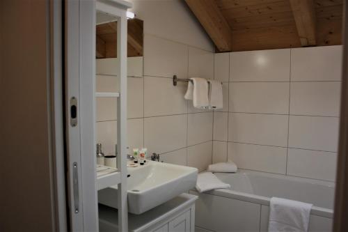 Ένα μπάνιο στο Haus Ahornweg