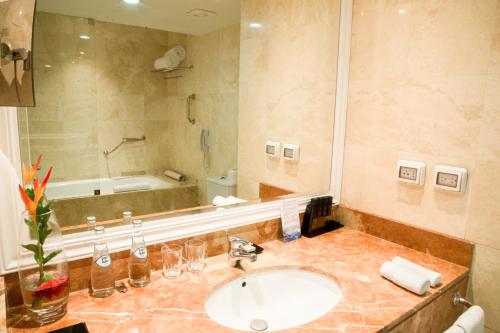 Koupelna v ubytování Hotel Melia Lima
