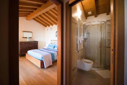 Koupelna v ubytování B&B La Rubiana
