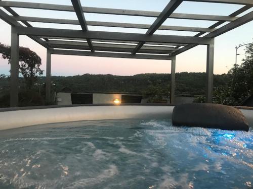 สระว่ายน้ำที่อยู่ใกล้ ๆ หรือใน Misia Resort