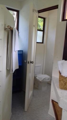 Bilik mandi di Casa Kin33