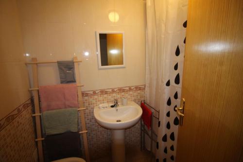 A bathroom at New apartment near center/beach