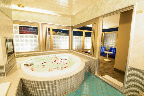 WATER HOTEL Cy (Audlt Only) 평면도