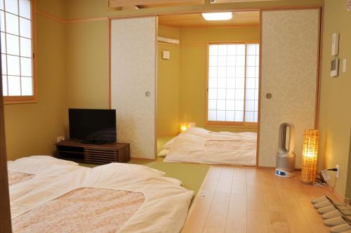 Gallery image of harper house in Osaka