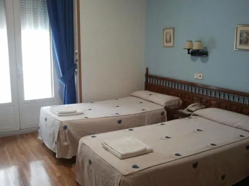 Hostal Biarritz photo 12