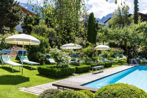 Bazén v ubytování Hotel Heubad nebo v jeho okolí