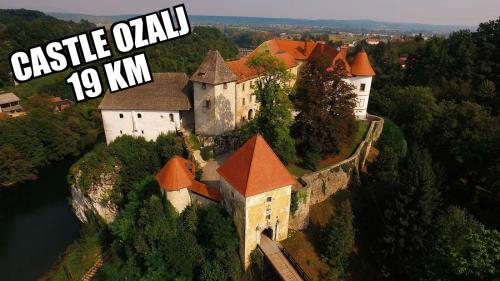 Gambar di galeri bagi Kuća za odmor MARA di Duga Resa