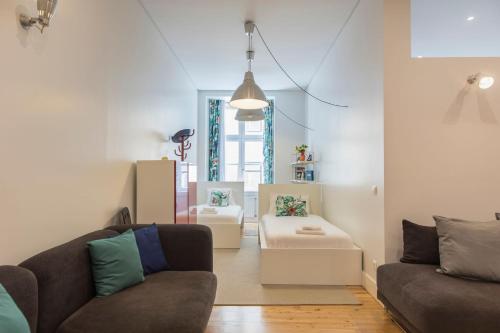Elegant 2BDR Flat in Historic Baixa by LovelyStay