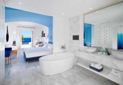 Mykonos Grand Hotel & Resort, Agios Ioannis Mykonos – Updated 2022 Prices