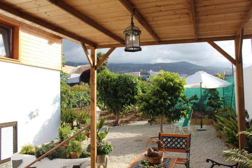 Taman di luar Chalet Las Viñas