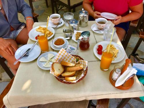 Mad på lejlighedshotellet eller i nærheden