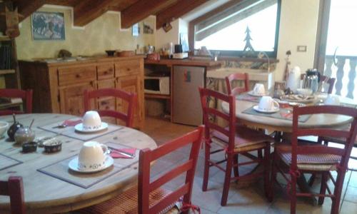 Εστιατόριο ή άλλο μέρος για φαγητό στο Vers le bois