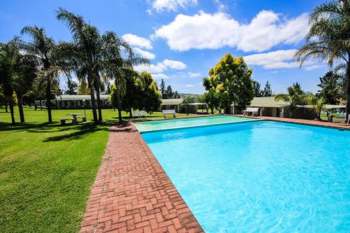Kolam renang di atau dekat dengan Newcastle Country Lodge