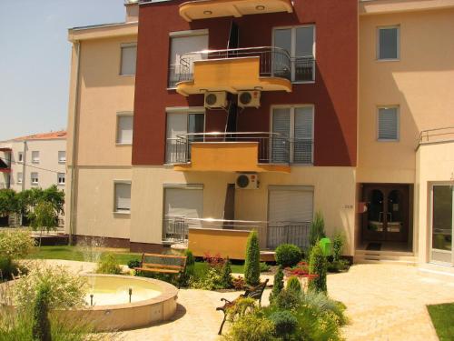 Budova, kde se apartmán nachází