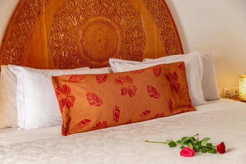 Cama o camas de una habitación en Riad Tahra & Spa