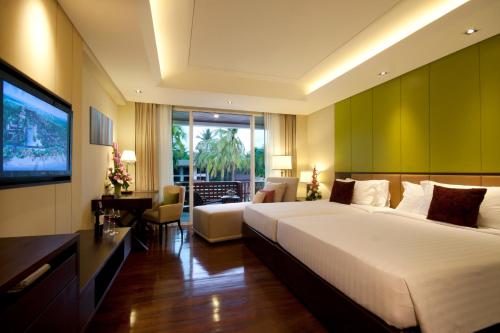 Gallery image of Graceland Khaolak Beach Resort- SHA Extra Plus in Khao Lak