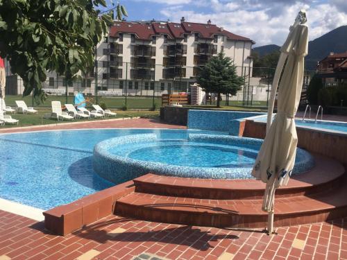Bazén v ubytování Belvedere holiday apartment nebo v jeho okolí