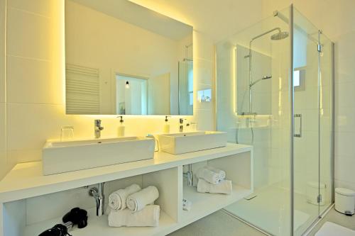 a bathroom with a sink and a shower at Villa Vala in Svetvinčenat