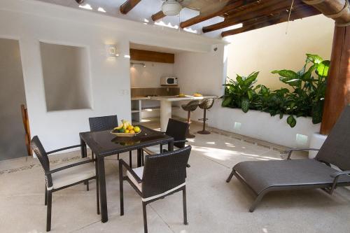 Χώρος καθιστικού στο Villas Naomi