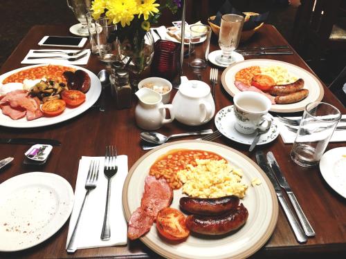 Mad på kroen eller i nærheden