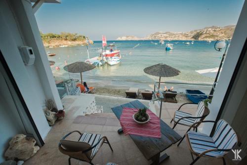 Gallery image of Komissa΄s Beach House in Agia Pelagia